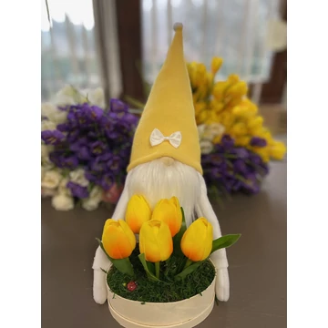 Tavaszi manó sárga tulipánnal 30-35 cm kézzel készített dekoráció